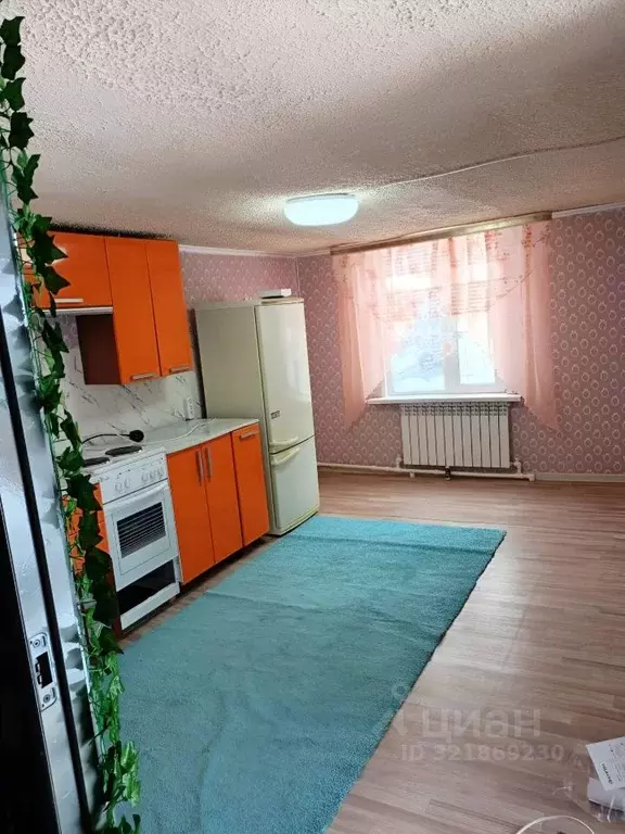 Дом в Ханты-Мансийский АО, Нефтеюганск 11а мкр, ул. Буровиков, 10 (100 ... - Фото 1