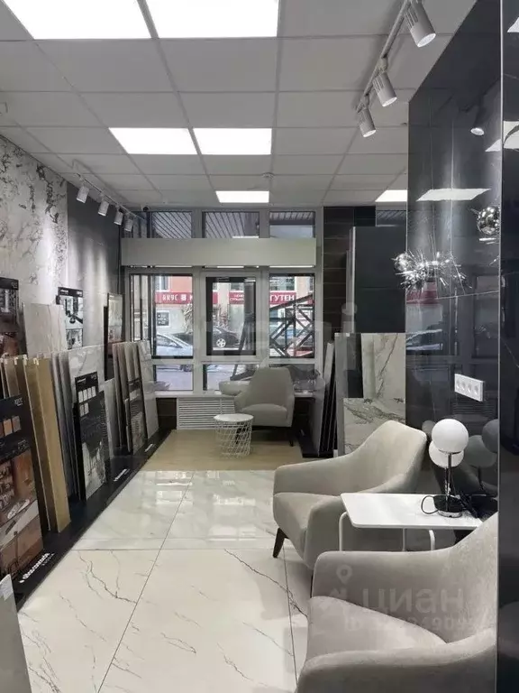 Торговая площадь в Пермский край, Пермь ул. Ленина, 10 (182 м) - Фото 1