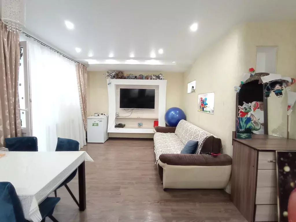 Продаётся 3-к квартира, 64.7 м - Фото 0