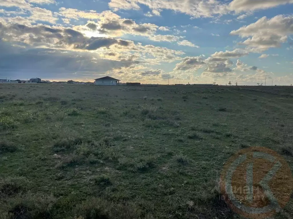 Участок в Крым, Сакский район, с. Уютное ул. Садовая (7.69 сот.) - Фото 2