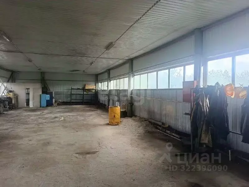 Склад в Ямало-Ненецкий АО, Ноябрьск Промузел Пелей кв-л, 15-я панель, ... - Фото 2