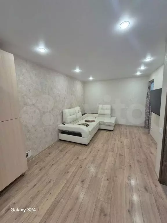 1-к. квартира, 30,4 м, 5/5 эт. - Фото 1