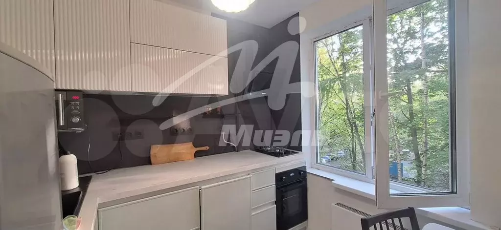 2-к. квартира, 46 м, 4/9 эт. - Фото 0