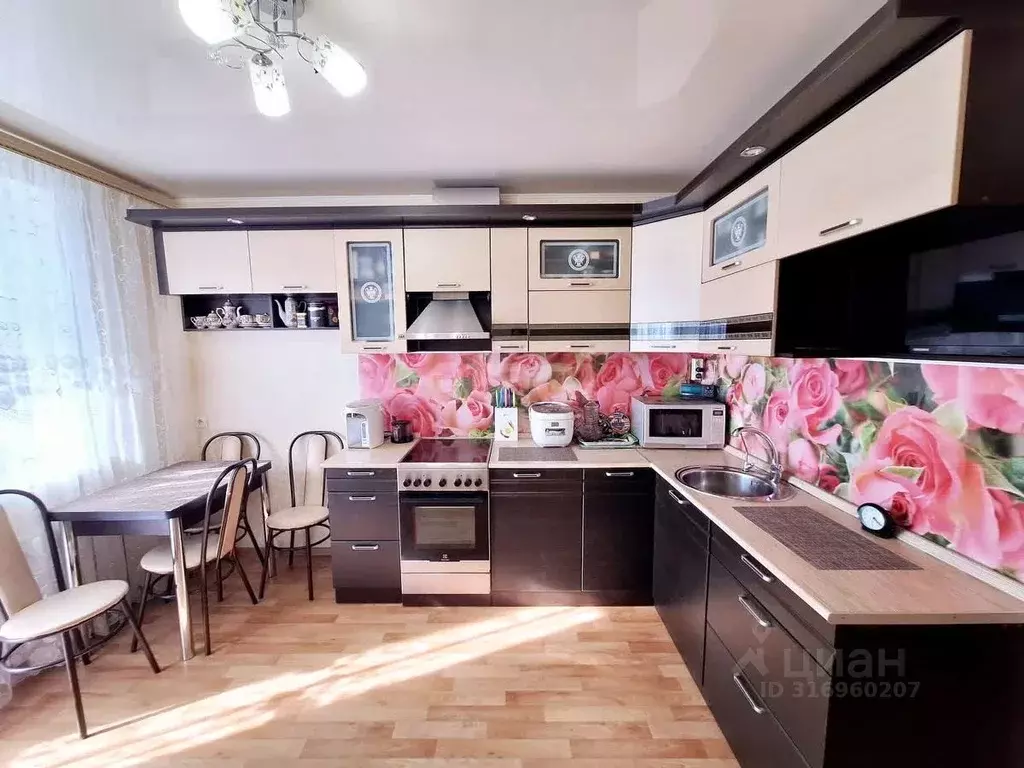 2-к кв. Тамбовская область, Тамбов Свободная ул., 6А (67.0 м) - Фото 0