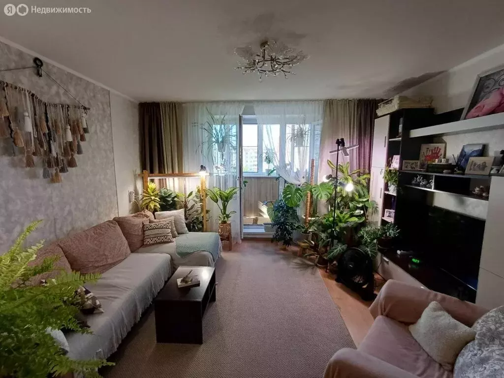 2-комнатная квартира: Чебаркуль, улица Карпенко, 4А (50.4 м) - Фото 1