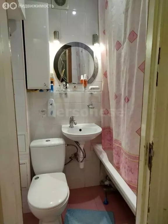 1-комнатная квартира: Севастополь, Балаклава, улица Василия Жукова, 14 ... - Фото 0