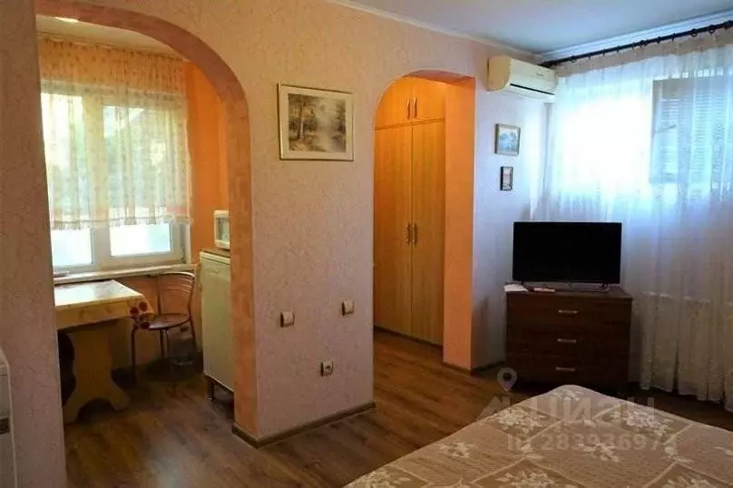 1-к кв. Крым, Ялта пер. Партизанский, 4 (30.0 м) - Фото 1