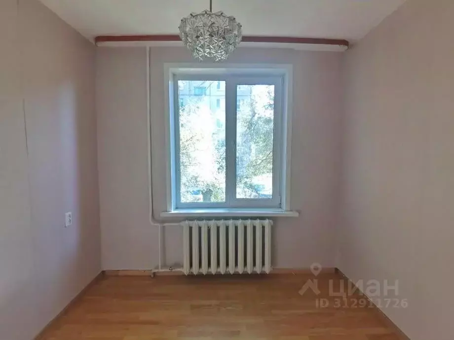 2-к кв. Пермский край, Березники ул. Парижской Коммуны, 52 (37.2 м) - Фото 0
