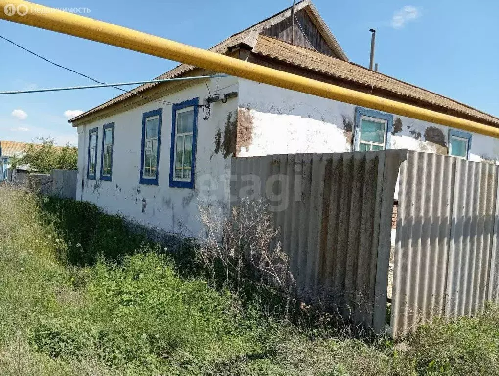 Дом в Марксовский район, Приволжское муниципальное образование, село ... - Фото 1