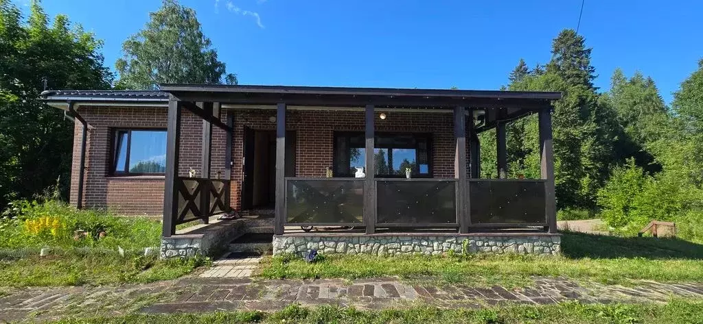 Дом в Ленинградская область, Выборгский район, Советское городское ... - Фото 1