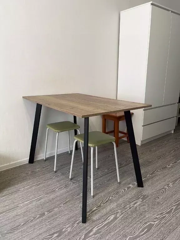 Студия Томская область, Томск Черемошники мкр, ул. Ижевская, 10 (24.0 ... - Фото 1