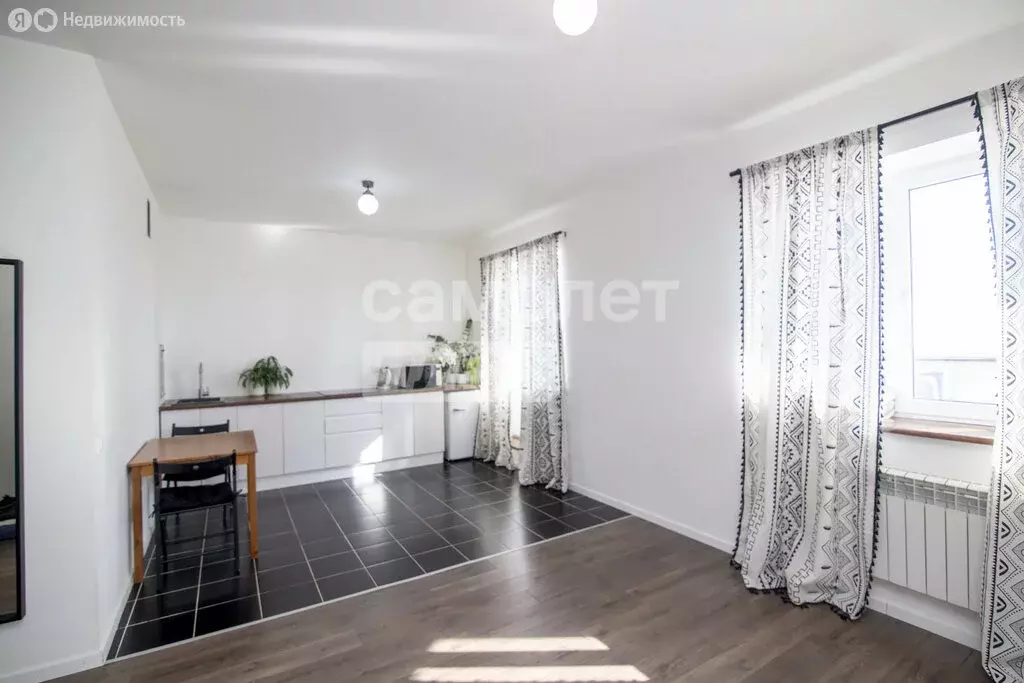 Квартира-студия: Ульяновск, улица Радищева, 148А (43.79 м) - Фото 2