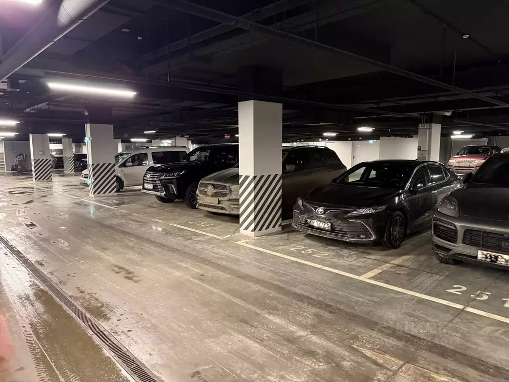 Гараж в Москва Настоящее жилой комплекс (14 м) - Фото 2