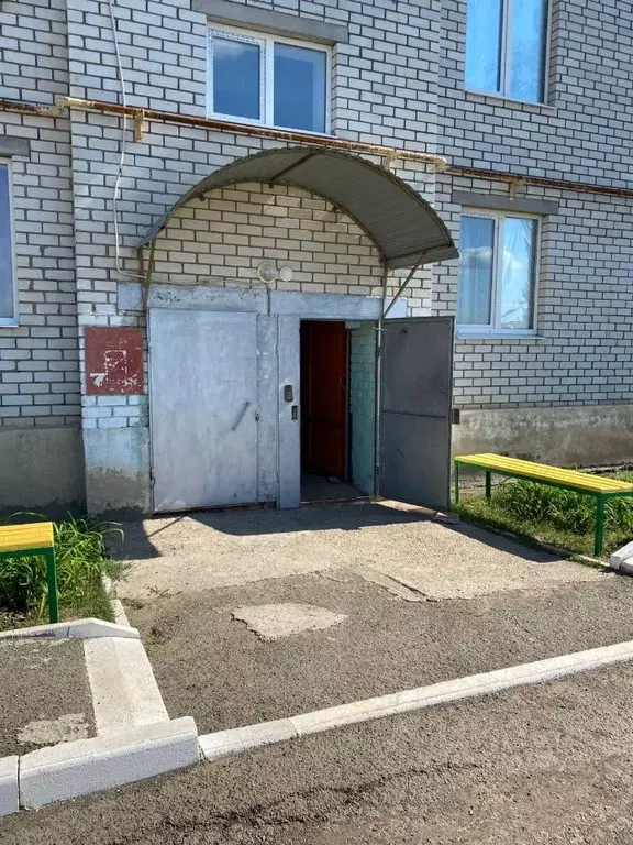 3-к кв. Оренбургская область, Светлинский поссовет, пос. Светлый ул. ... - Фото 2