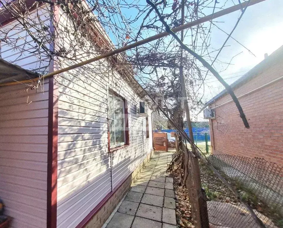 Дом в Краснодарский край, Приморско-Ахтарск Кировский пер. (56 м) - Фото 1