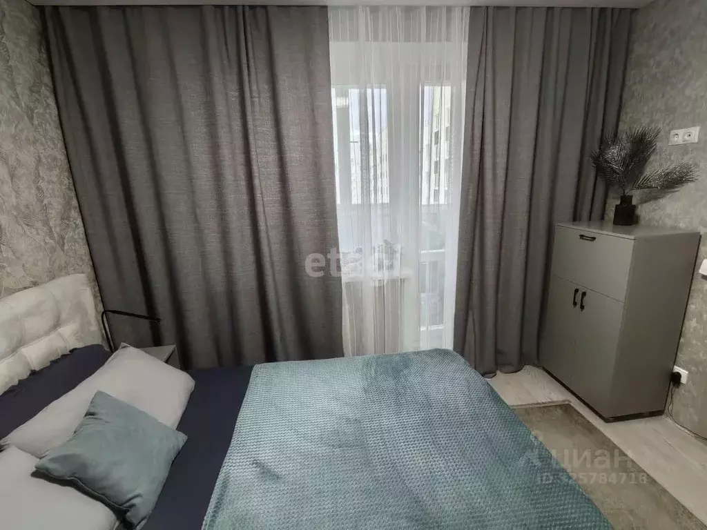 3-к кв. Тюменская область, Тюмень ул. Монтажников, 42А (56.4 м) - Фото 1