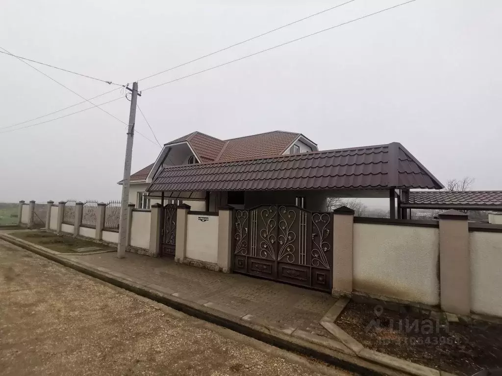 Дом в Ставропольский край, Предгорный муниципальный округ, Суворовская ... - Фото 0