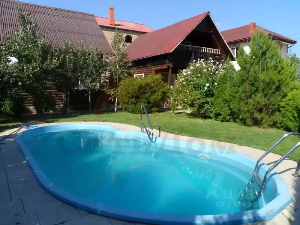 Дом в Крым, Сакский район, Новофедоровка пгт ул. Мира (425 м) - Фото 1