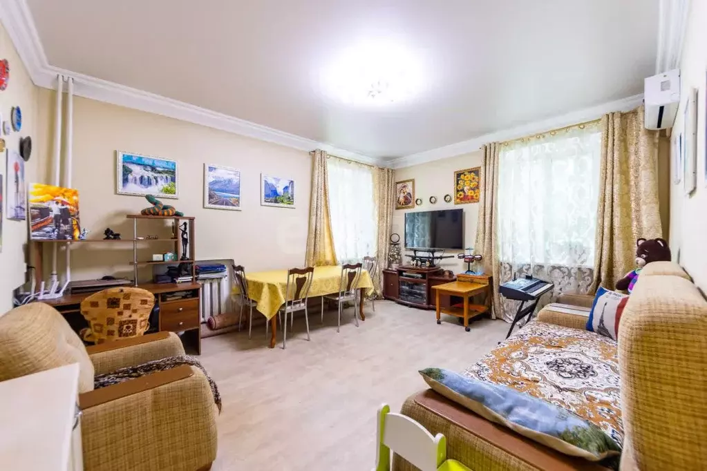 3-к кв. Хабаровский край, Хабаровск ул. Ильича, 5 (70.6 м) - Фото 1