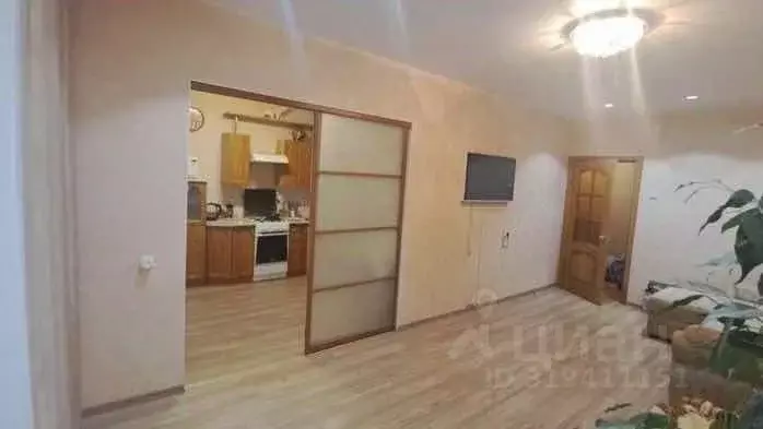 2-к кв. Саха (Якутия), Якутск ул. Рыдзинского, 18/7 (60.6 м) - Фото 0