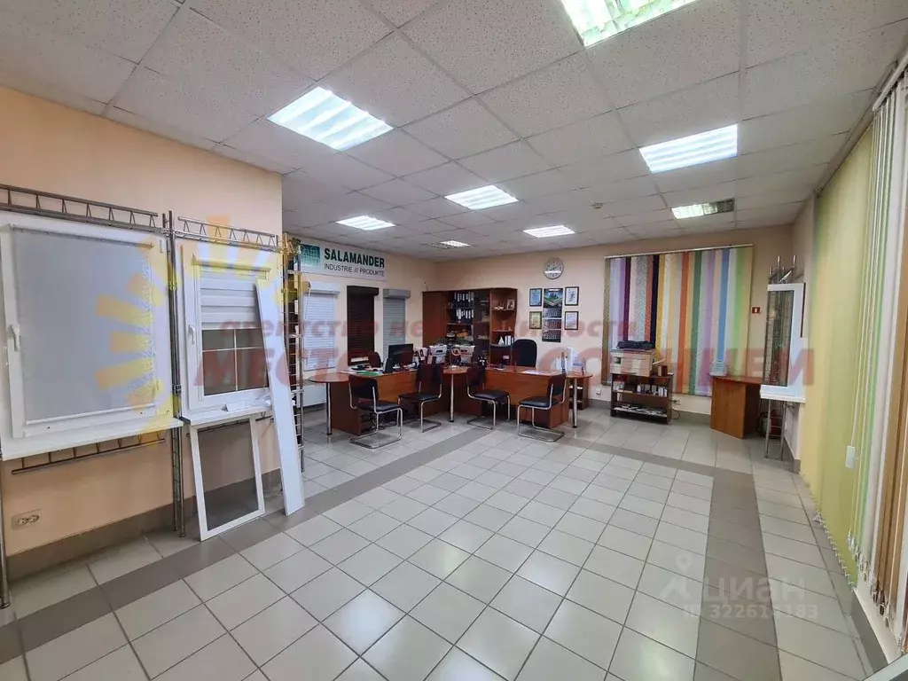 Помещение свободного назначения в Краснодарский край, Ейск ул. ... - Фото 1