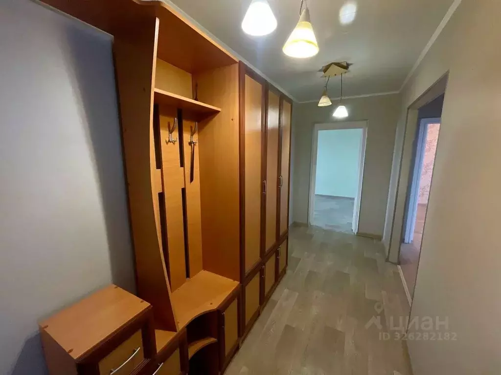 3-к кв. Белгородская область, Белгород Вокзальная ул., 28 (70.7 м) - Фото 1