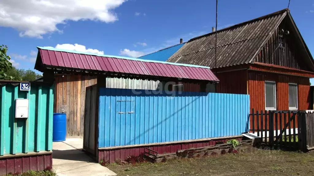Дом в Амурская область, Ивановский муниципальный округ, с. ... - Фото 1