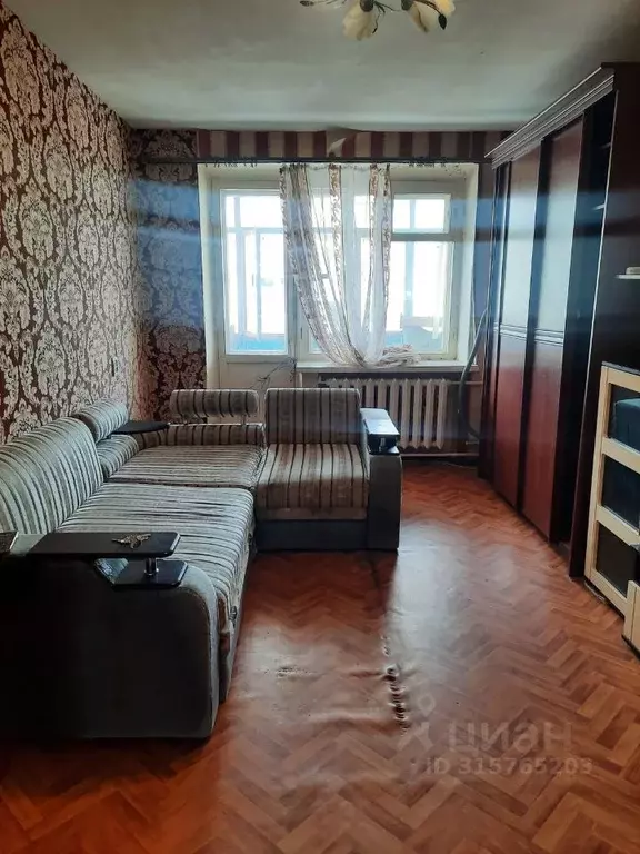 2-к кв. Волгоградская область, Волгоград ул. Елисеева, 9 (44.0 м) - Фото 1