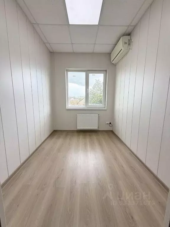Офис в Крым, Симферополь ул. Крылова, 73 (6 м) - Фото 1
