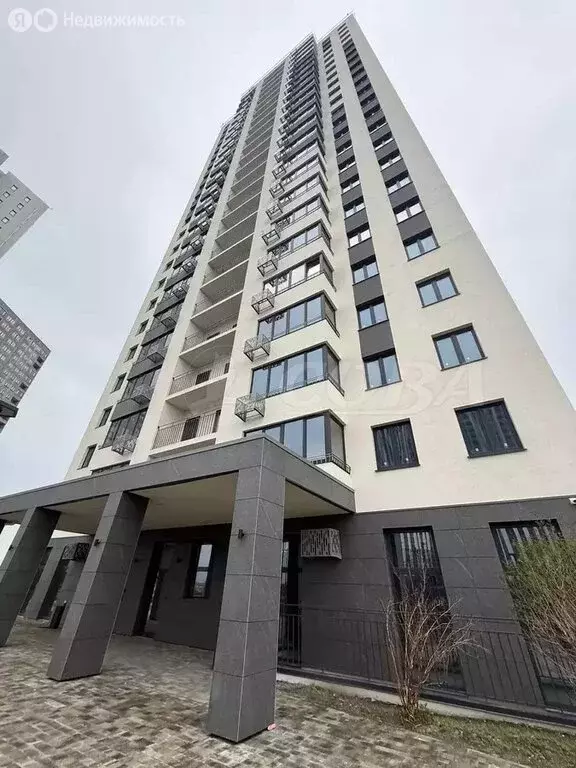 Квартира-студия: Тюмень, Краснооктябрьская улица, 10 (26 м) - Фото 1