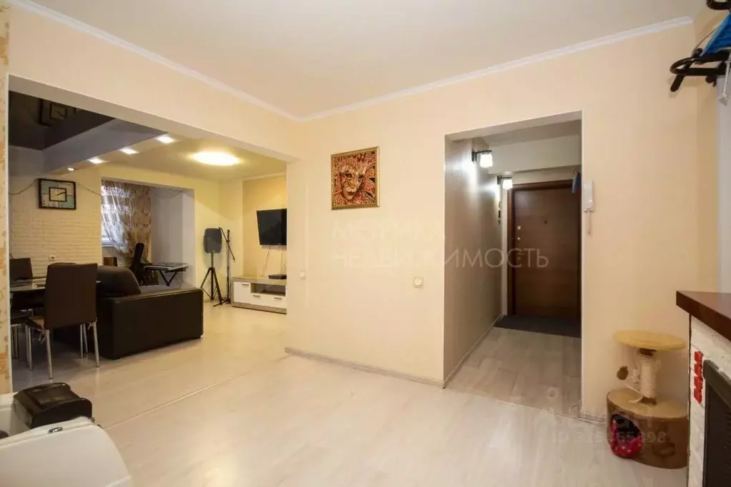 3-к кв. Тюменская область, Тюмень Заречный проезд, 37 (98.0 м) - Фото 1