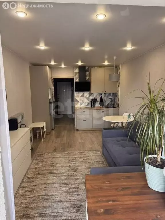 2-комнатная квартира: Киров, Чистопрудненская улица, 18 (45.1 м) - Фото 1