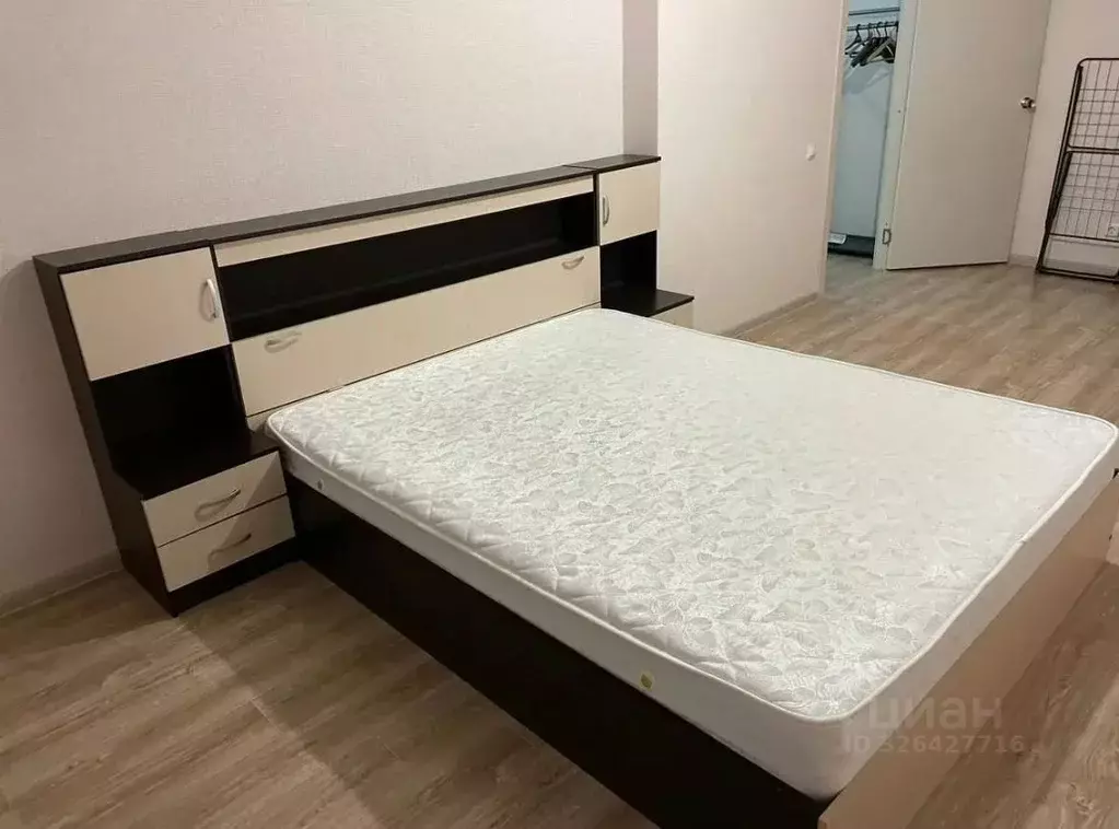 2-к кв. Новосибирская область, Новосибирск ул. Петухова, 105 (57.0 м) - Фото 2