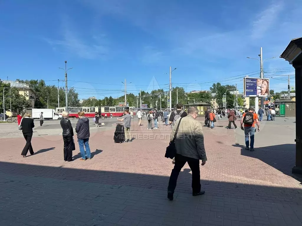Площадь рядом с метро 15м2 - Фото 0