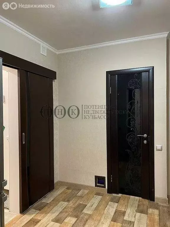 2-комнатная квартира: Кемерово, Базовая улица, 4В (62 м) - Фото 2