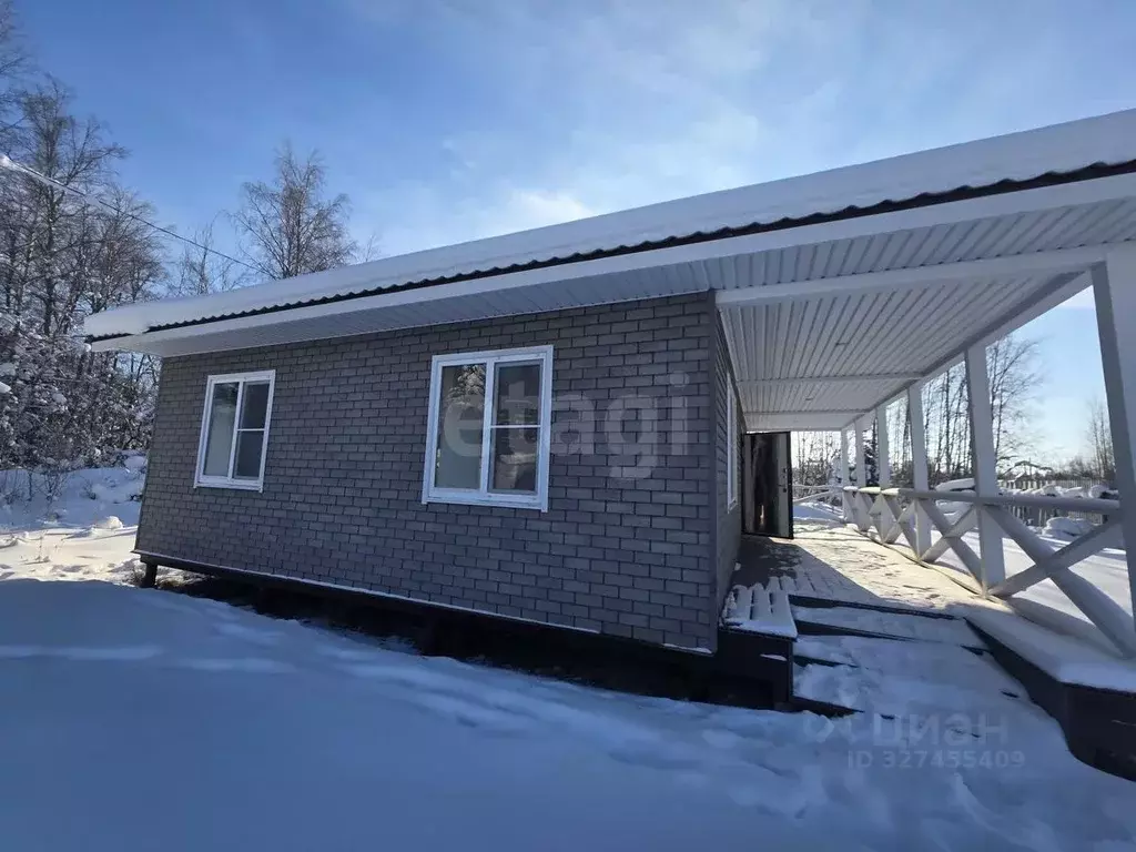 Дом в Ленинградская область, Волховский район, Бережковское с/пос, ... - Фото 1