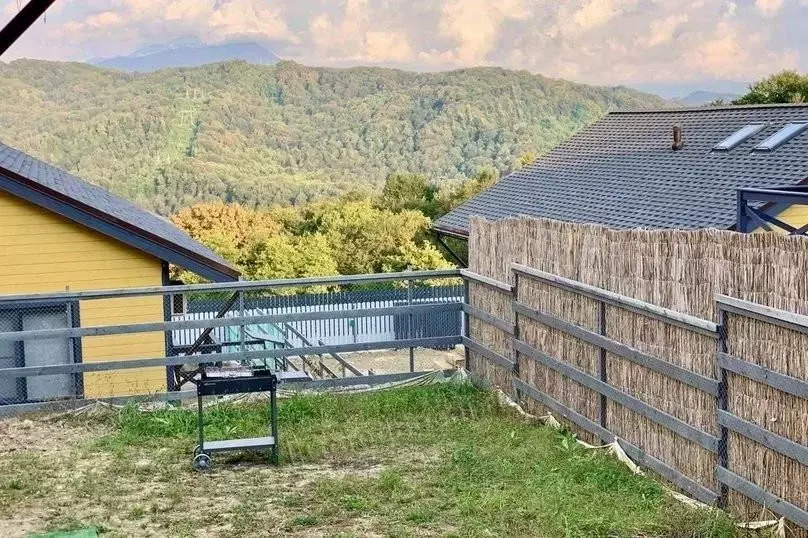 Дом в Краснодарский край, Сочи городской округ, с. Илларионовка пер. ... - Фото 2