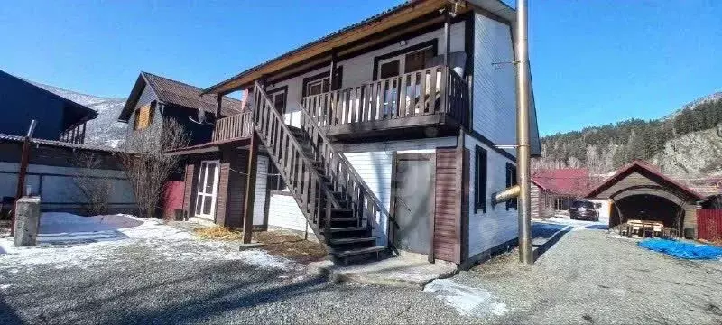Дом в Алтай, Майминский район, с. Усть-Муны Катунская ул., 7 (300 м) - Фото 1