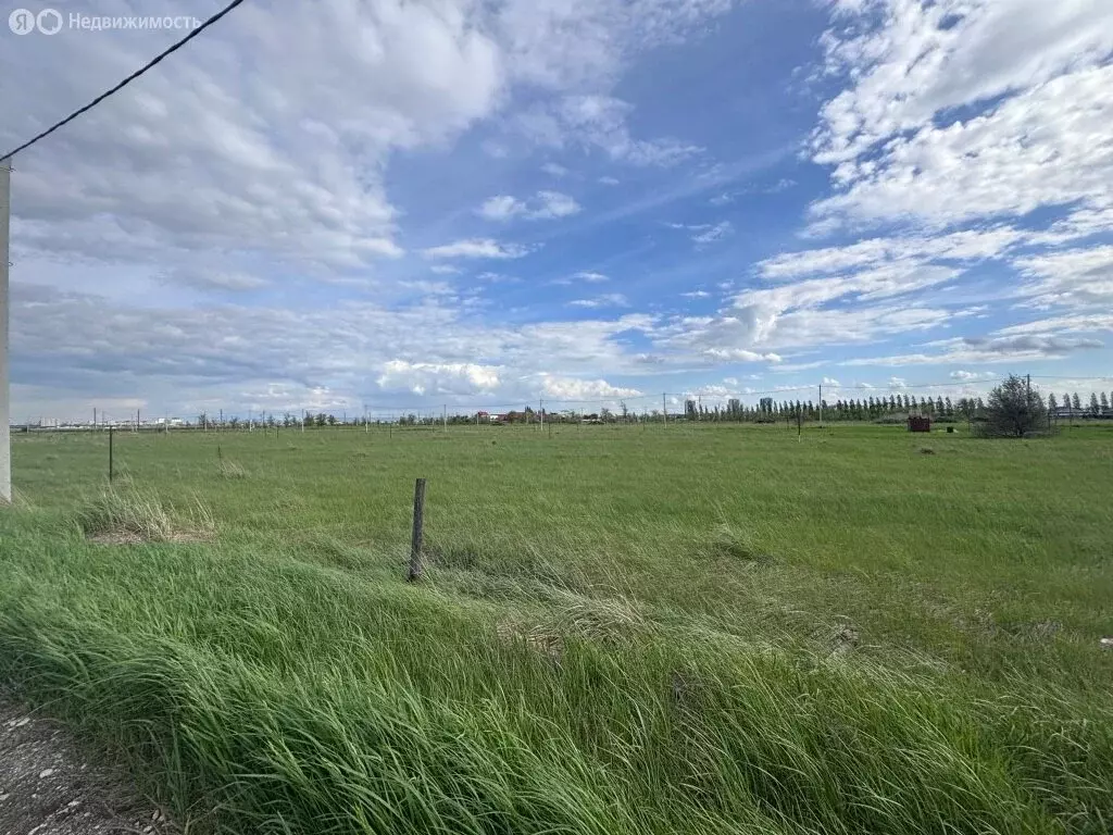 Участок в село Подстепки, Загородная улица, 8 (8 м) - Фото 1
