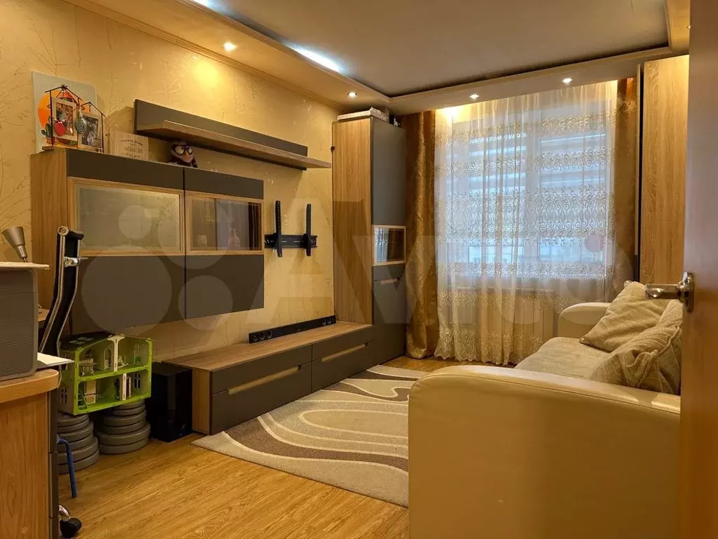 2-к. квартира, 41,1 м, 1/9 эт. - Фото 0