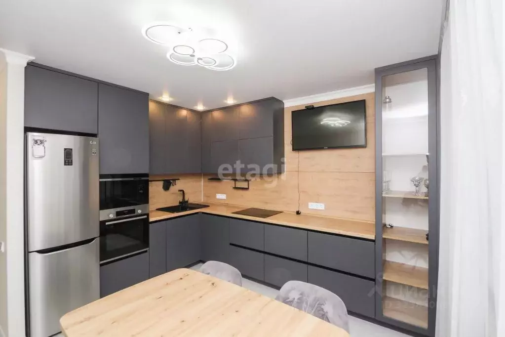 3-к кв. Тюменская область, Тюмень ул. Максима Горького, 90 (124.7 м) - Фото 1