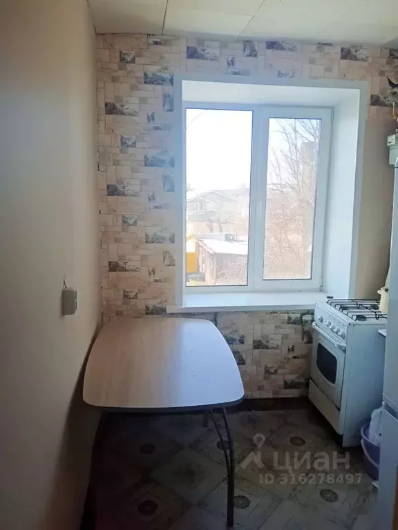 1-к кв. Калужская область, Козельск ул. Чкалова, 32 (31.1 м) - Фото 0