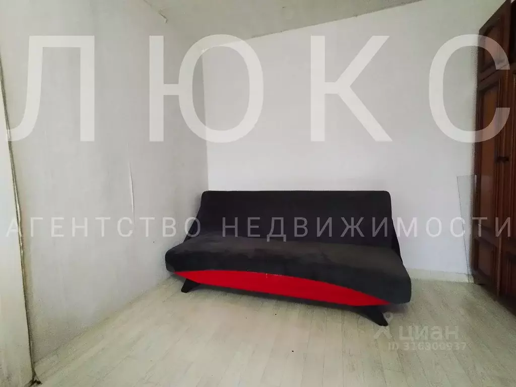 2-к кв. Кемеровская область, Новокузнецк ул. Кирова, 78 (45.5 м) - Фото 2