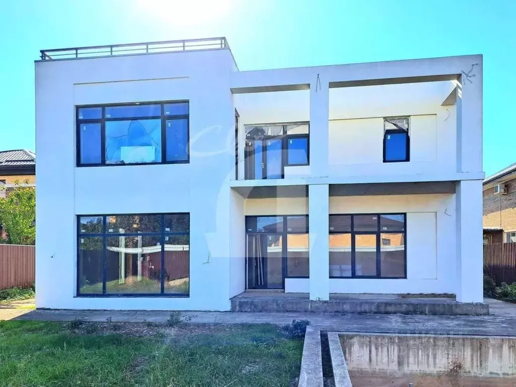 Дом в Краснодарский край, Краснодар ул. Нормандская, 18 (320 м) - Фото 2