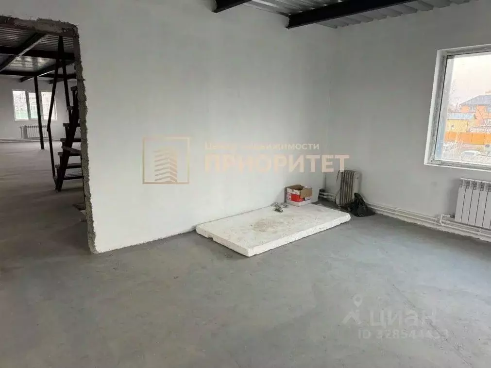 Коттедж в Саха (Якутия), Якутск ул. Курнатовского, 82/1 (656 м) - Фото 2