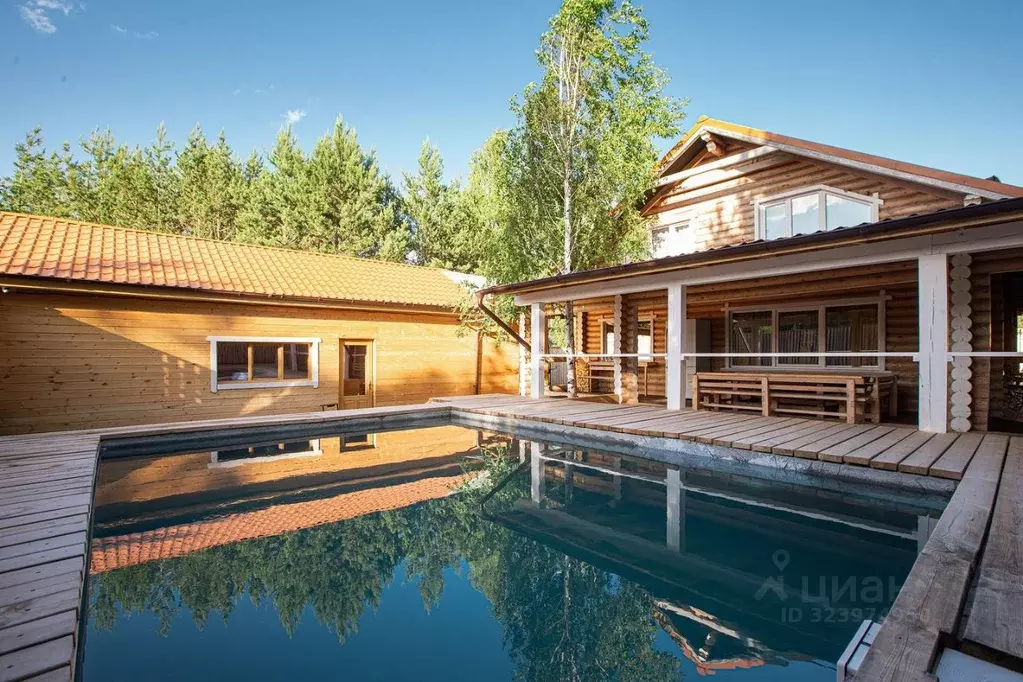 Дом в Свердловская область, Екатеринбург ул. Осипенко (300 м) - Фото 1