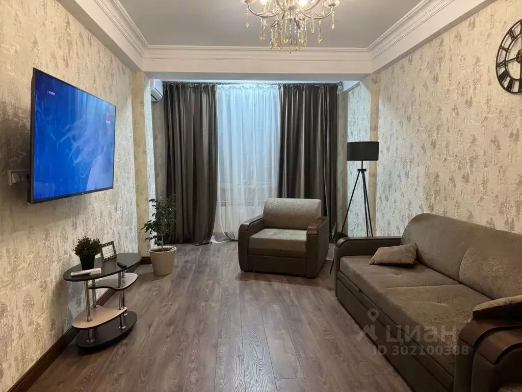 2-к кв. Дагестан, Каспийск просп. М. Омарова, 7 (86.0 м) - Фото 0