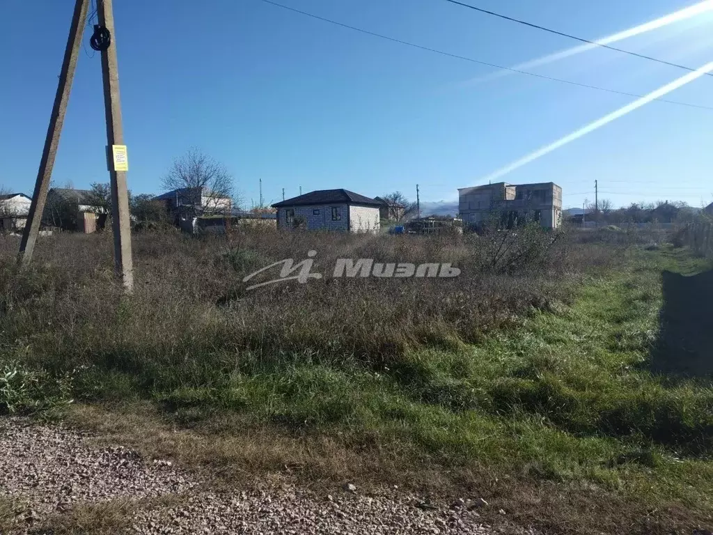 Участок в Крым, Симферопольский район, с. Доброе ул. Узбекистанская, ... - Фото 2