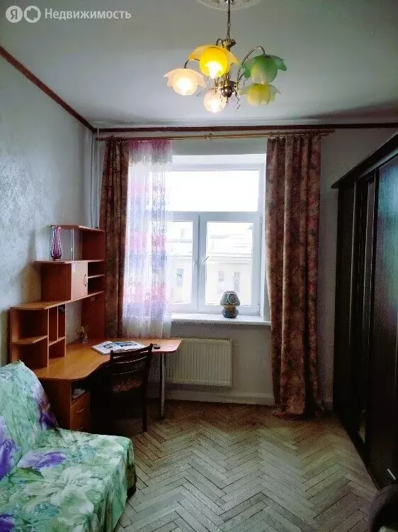 3-комнатная квартира: Санкт-Петербург, проспект Елизарова, 1 (74.8 м) - Фото 1