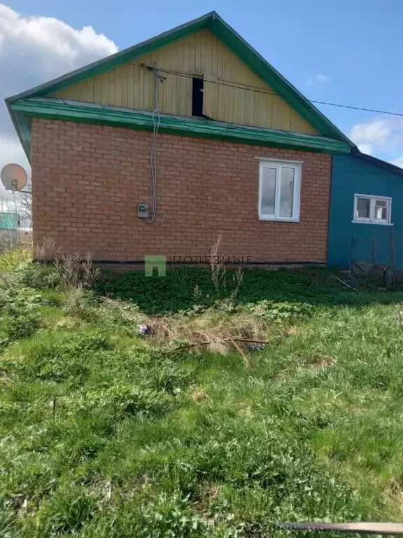 Дом в Башкортостан, Иглинский район, с. Урман ул. Гафури (85 м) - Фото 1